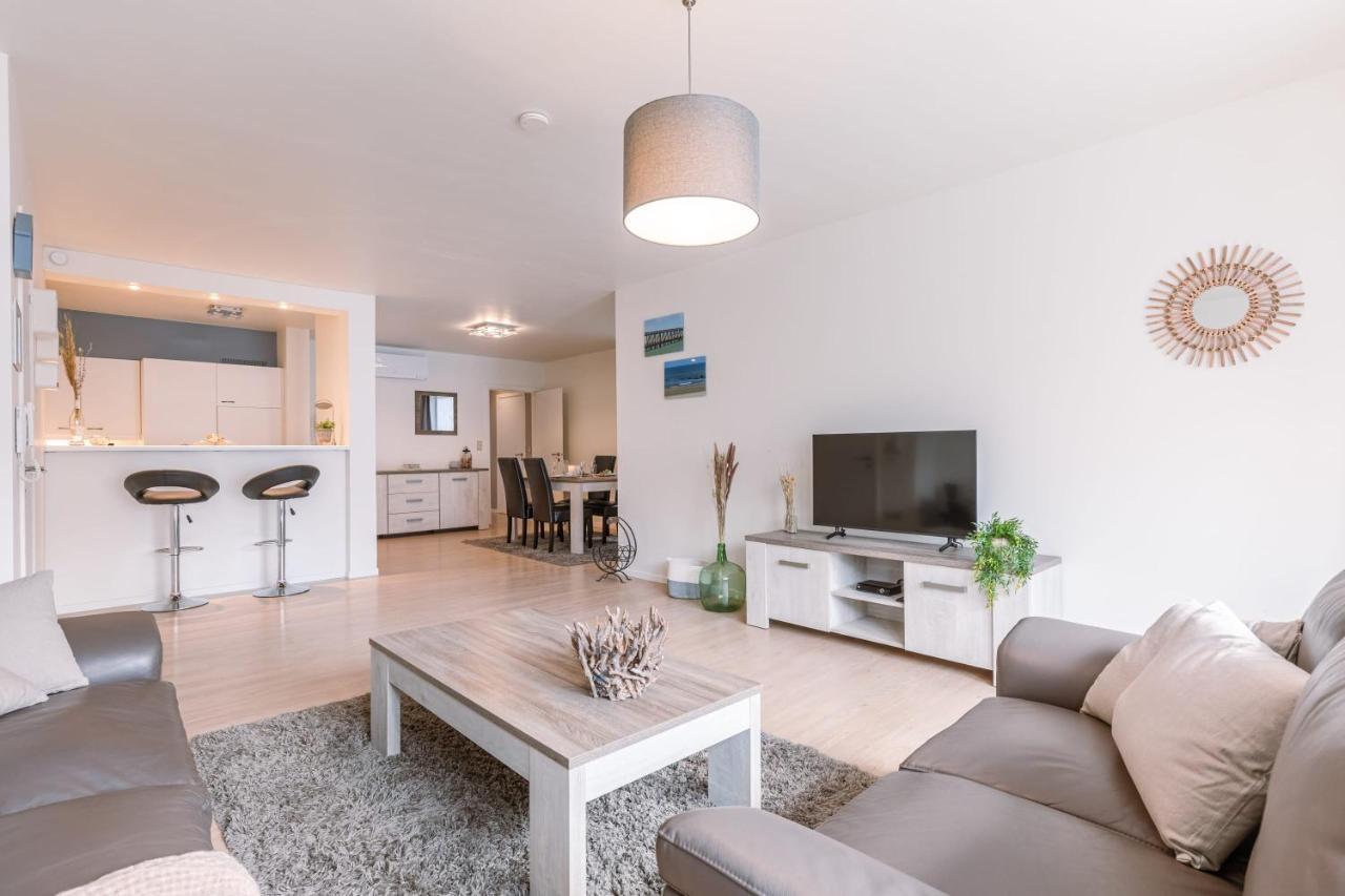 Charming Apartment Near The Beach ブランケンベルヘ エクステリア 写真