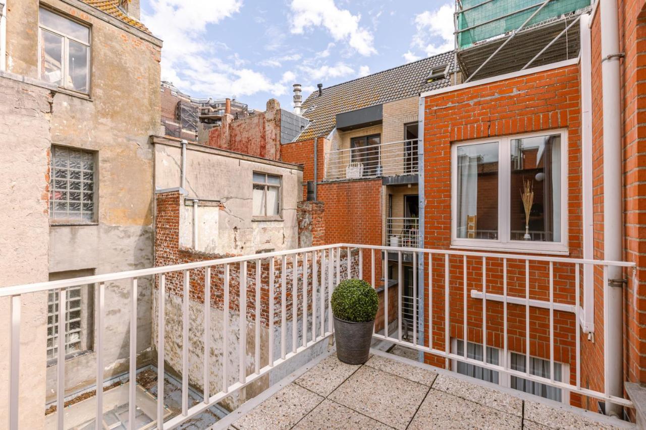 Charming Apartment Near The Beach ブランケンベルヘ エクステリア 写真