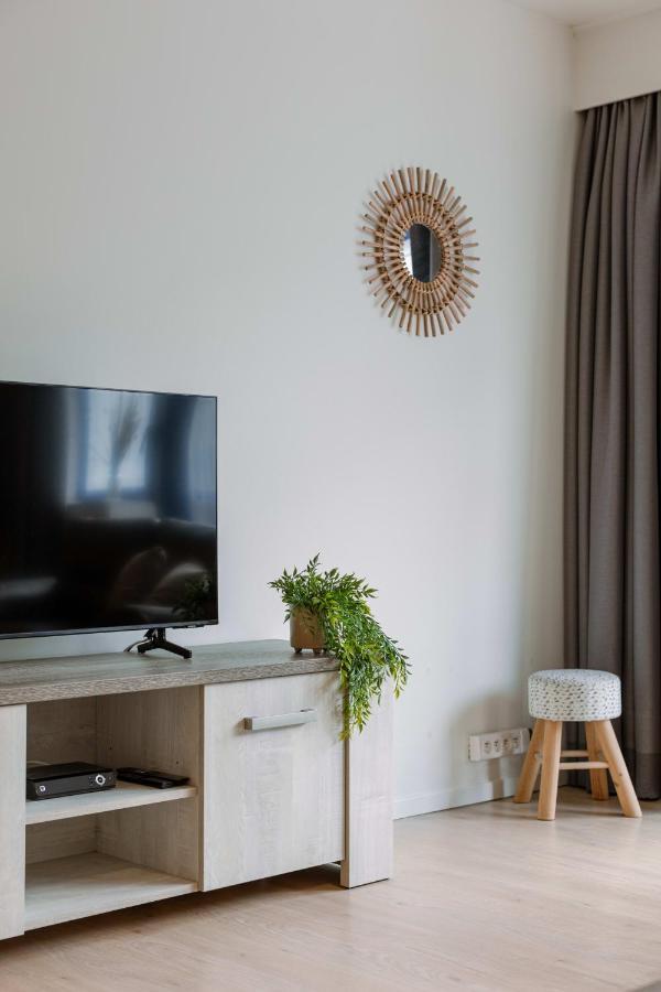 Charming Apartment Near The Beach ブランケンベルヘ エクステリア 写真
